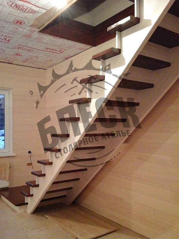Деревянные лестницы в Дмитрове